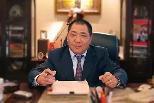 董事長.png/